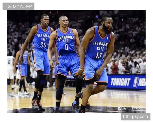 威少挡拆制造中锋错位，较巅峰更偏组织